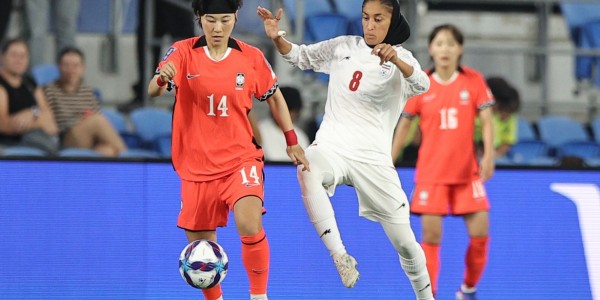 开云-女足亚洲杯太疯狂：韩国3-0制造首个惨案！中国队卫冕首秀5-0起步