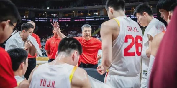 kaiyun-中国男篮官宣！5大清华高材生+5大新星入选，2大本土得分王落选